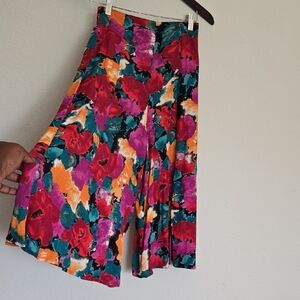 Carole Little Floral Wide Leg Culotte Flowy Breezy Comfortable Summer Culotte